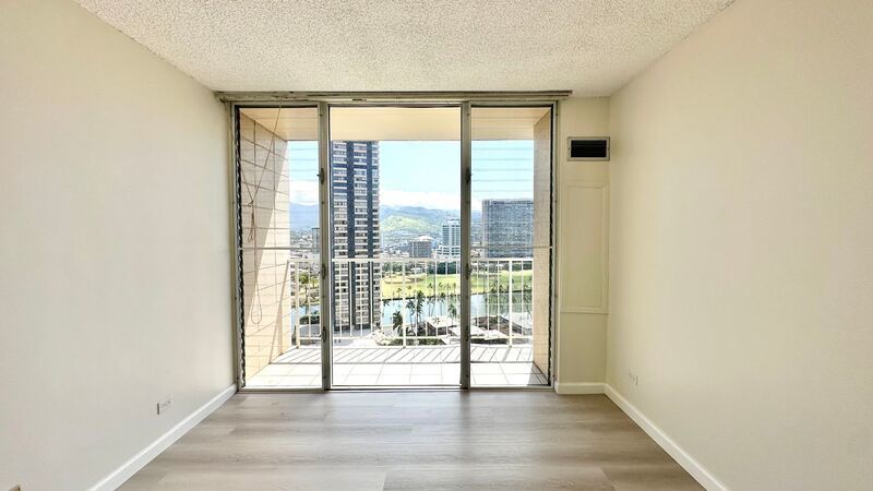 1 BED/1 BATH/1 PRKG - W/D in unit, Central AC, Lanai in Pavilion at Wakiki! property image