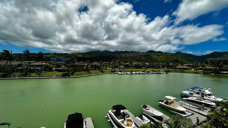 Available Now - Spacious 2 Bedroom, 2 Bath, Condominium with 2 Parking in Hawaii Kai property image