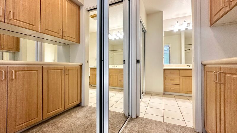 SPACIOUS TOWNHOUSE 2 BED/2 BATH/2 PRKG, Washer/Dryer INSIDE - Available NOW in Mililani property image
