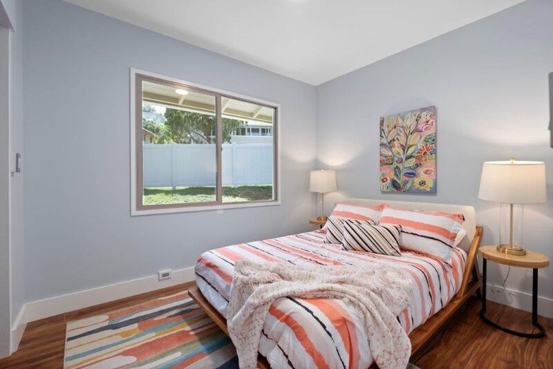 NEWLY Remodeled 4 BED/2 BA Home in Makiki Heights - Washer/Dryer, HUGE Yard, Garage property image