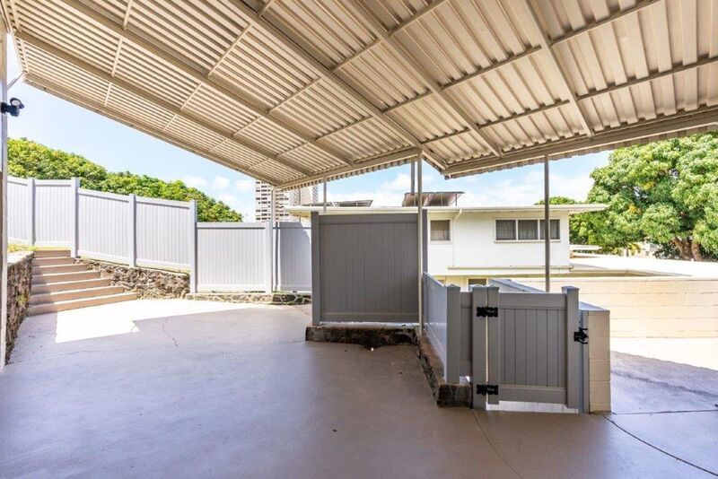 NEWLY Remodeled 4 BED/2 BA Home in Makiki Heights - Washer/Dryer, HUGE Yard, Garage property image