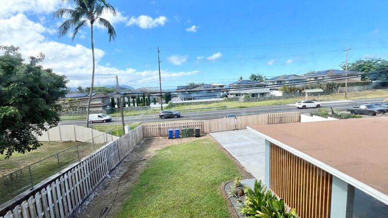 LARGE, REMODELED 1 BEDROOM UNIT IN KANEOHE! property image