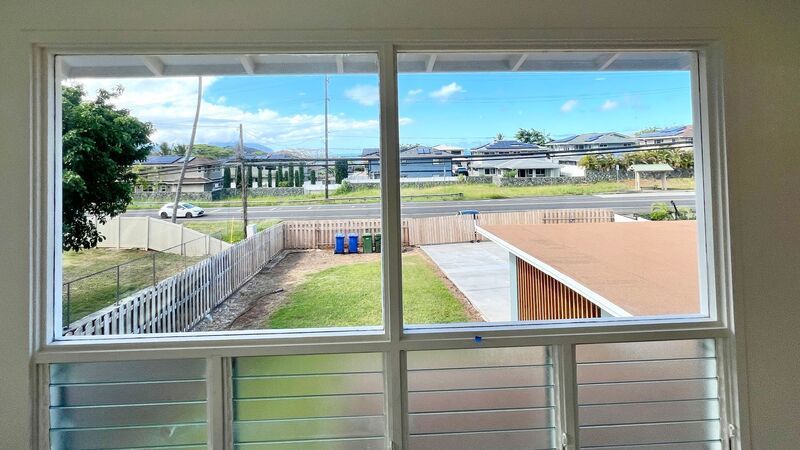 LARGE, REMODELED 1 BEDROOM UNIT IN KANEOHE! property image