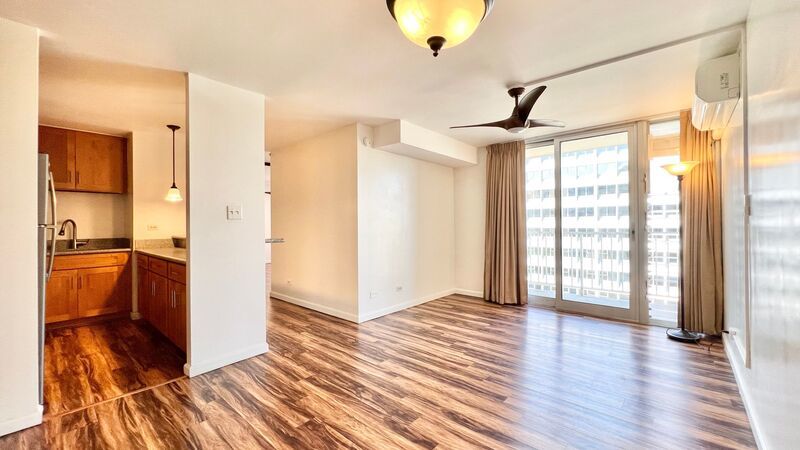 UPDATED 2 BEDROOM UNIT IN CONVENIENT PUNAHOU property image