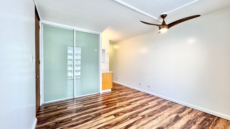 UPDATED 2 BEDROOM UNIT IN CONVENIENT PUNAHOU property image