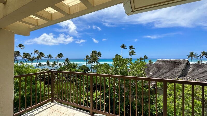 Enjoy 180° Ocean Views! 4 BD/2.5 BA AVAILABLE in prestigious DIAMOND HEAD!! property image