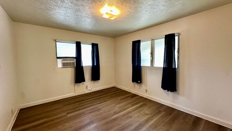 Available NOW - Highly Desired 2 BED 2 BATH with Den in lush Manoa Valley! property image