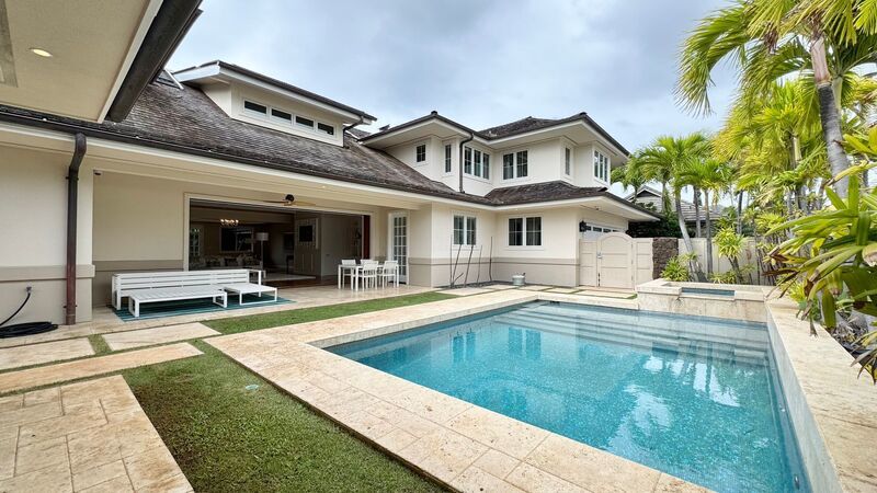 EXQUISITE KAHALA ESTATE IN EXCLUSIVE PUU PANINI NEIGHBORHOOD property image