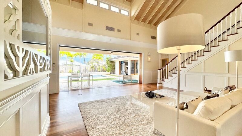 EXQUISITE KAHALA ESTATE IN EXCLUSIVE PUU PANINI NEIGHBORHOOD property image