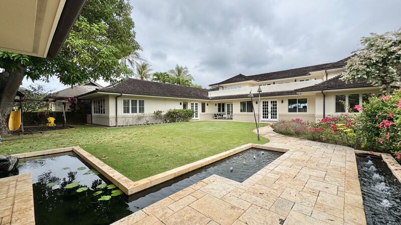 EXQUISITE KAHALA ESTATE IN EXCLUSIVE PUU PANINI NEIGHBORHOOD property image